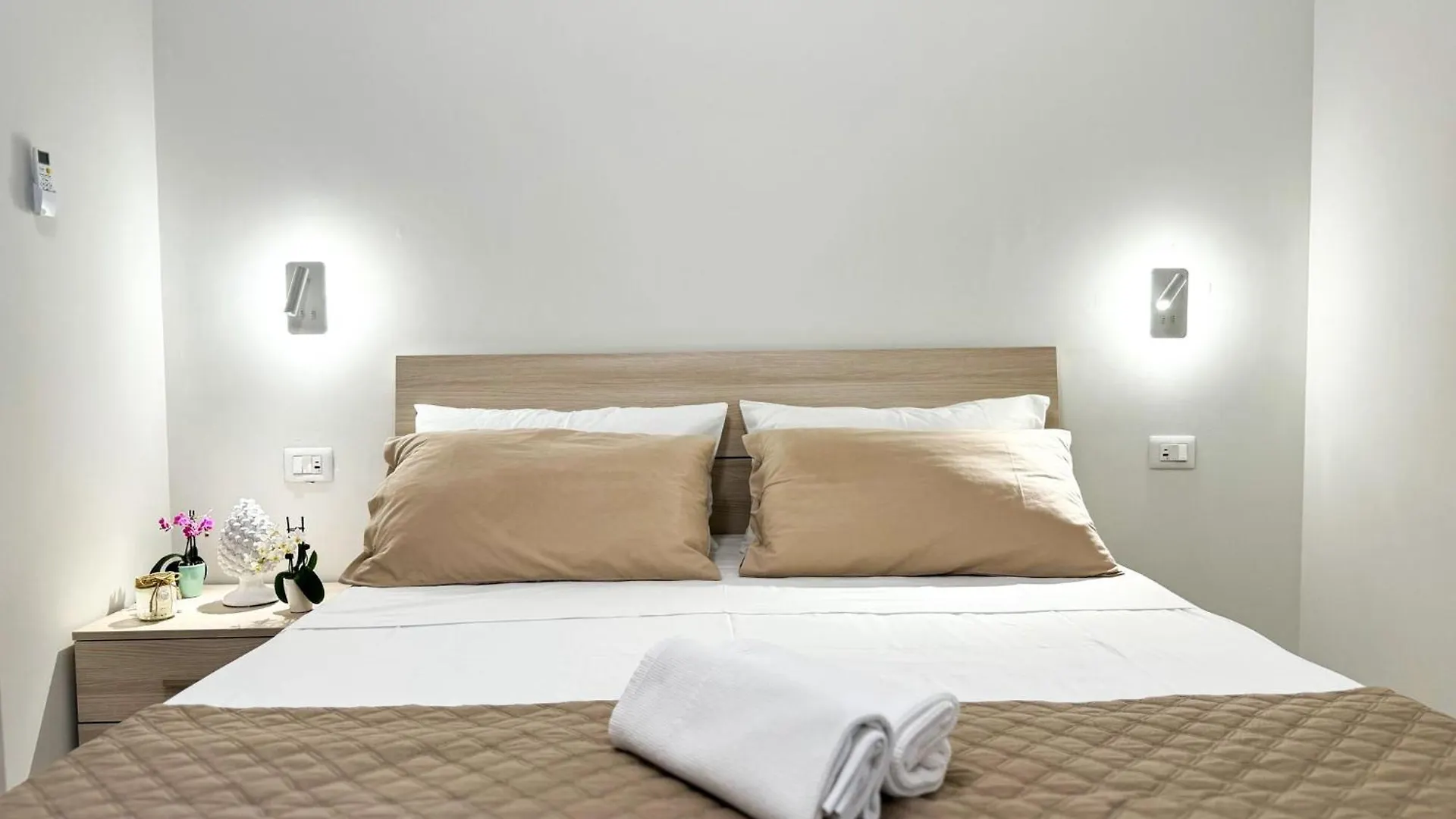 Pensionat Vicoletto Fiorito Hotell Porto Empedocle Italien